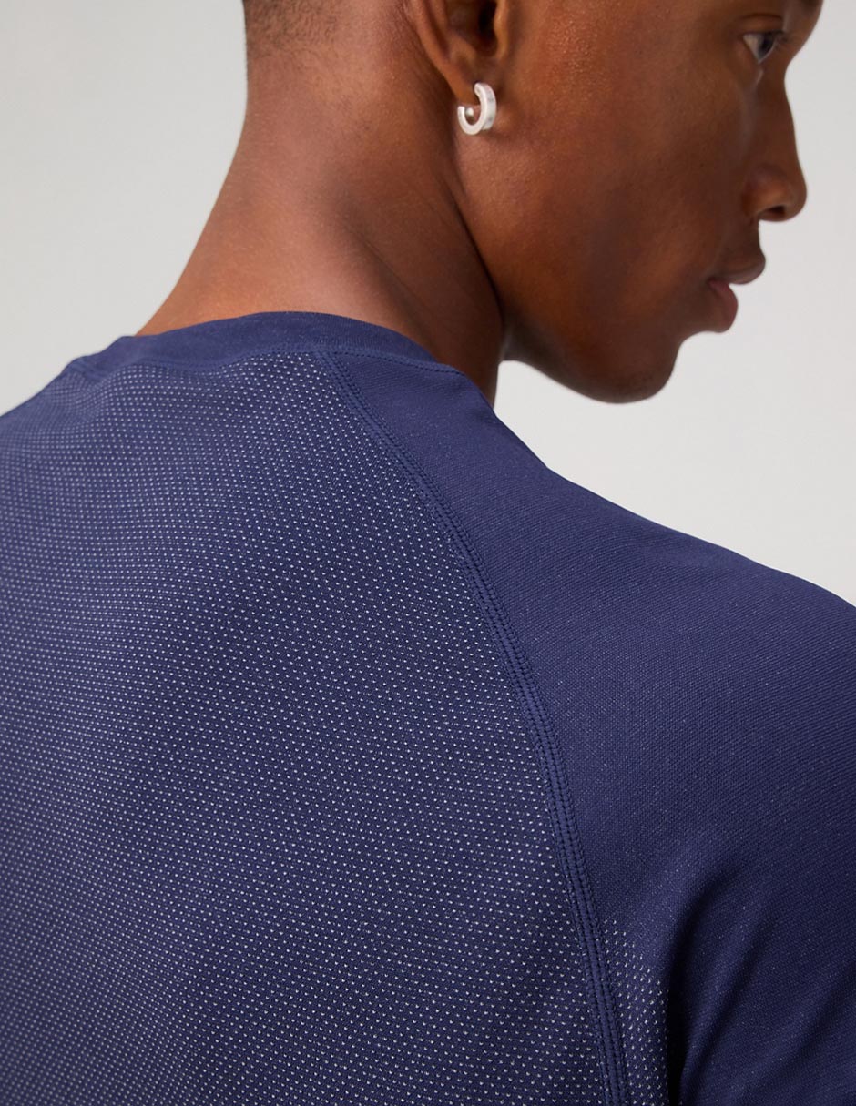 Playera cuello redondo para hombre 4