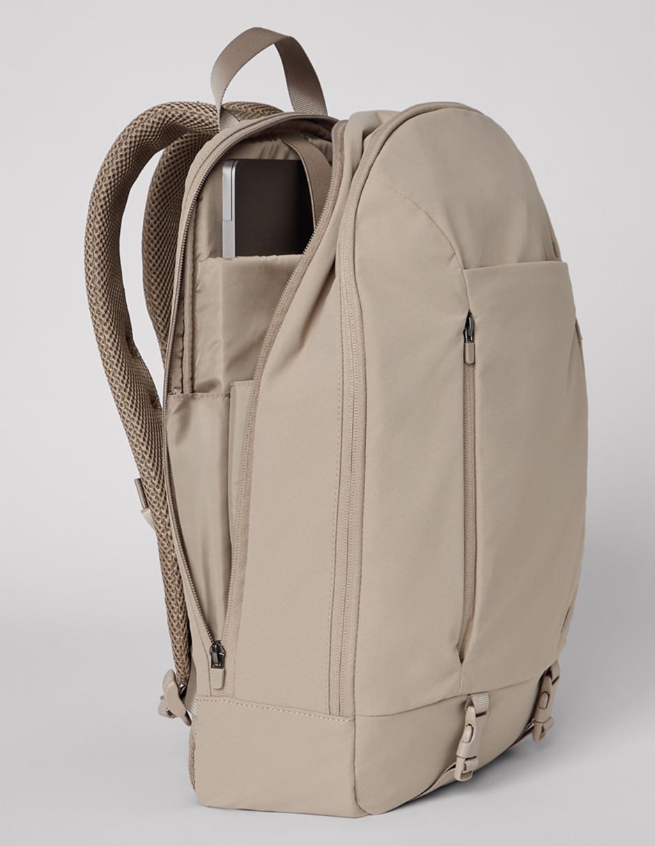 Mochila casual Fabletics para hombre