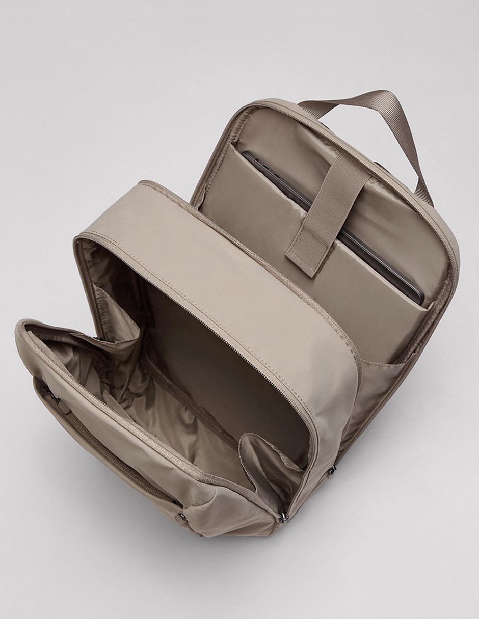 Mochila casual Fabletics para hombre