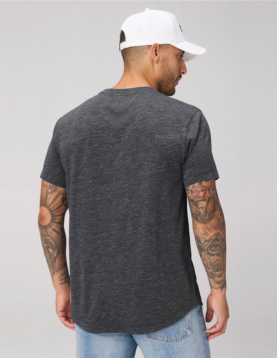 Playera cuello redondo para hombre 2